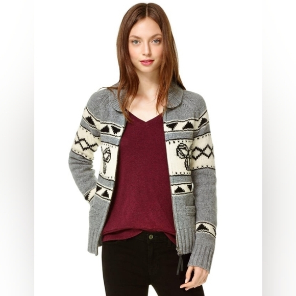 TNA Sweaters - Aritzia TNA 100% Lambswool Grey Zip Up Cowichan Sea to Sky Women's S Sweater